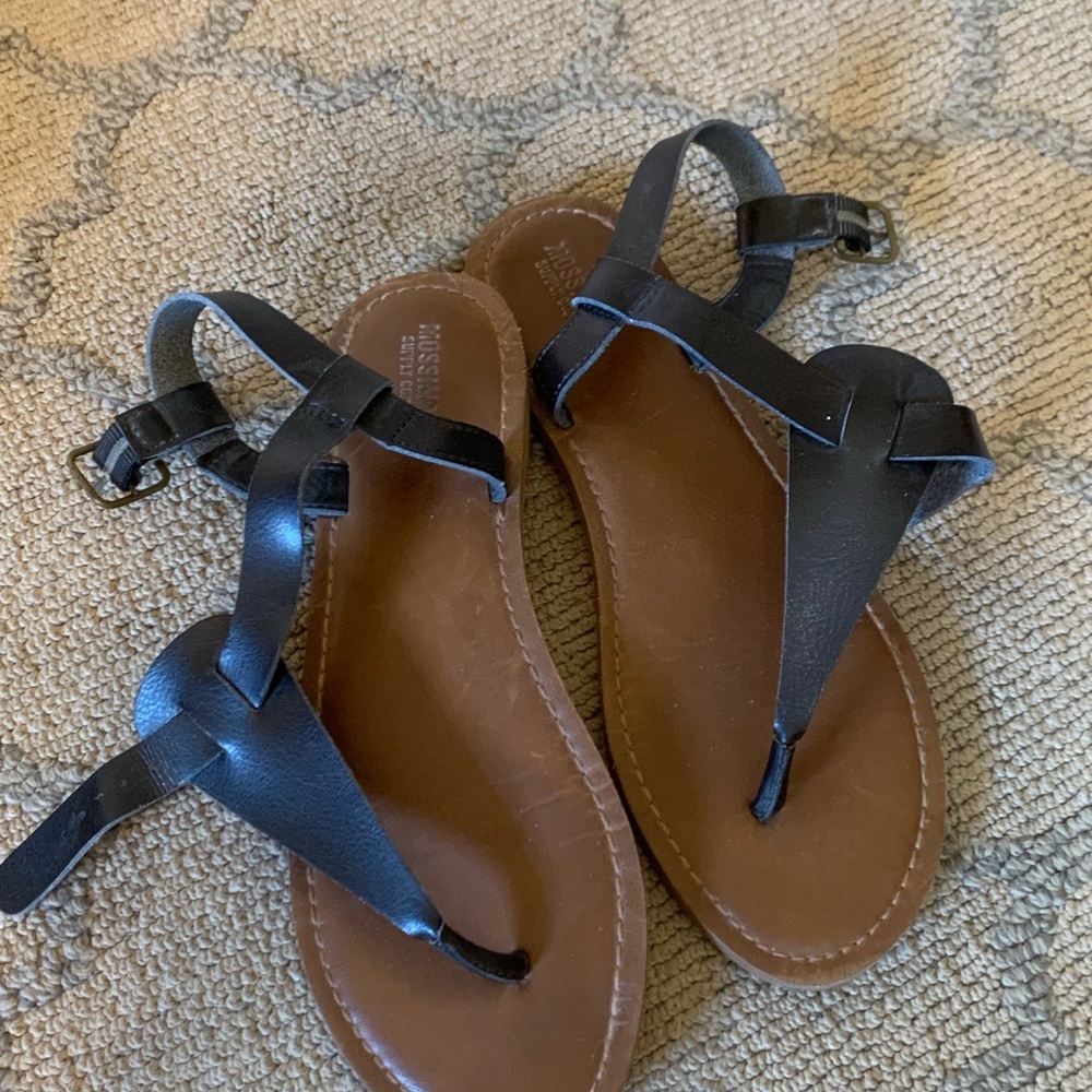 Women’s Black Leather Thong Sandals - Unbranded